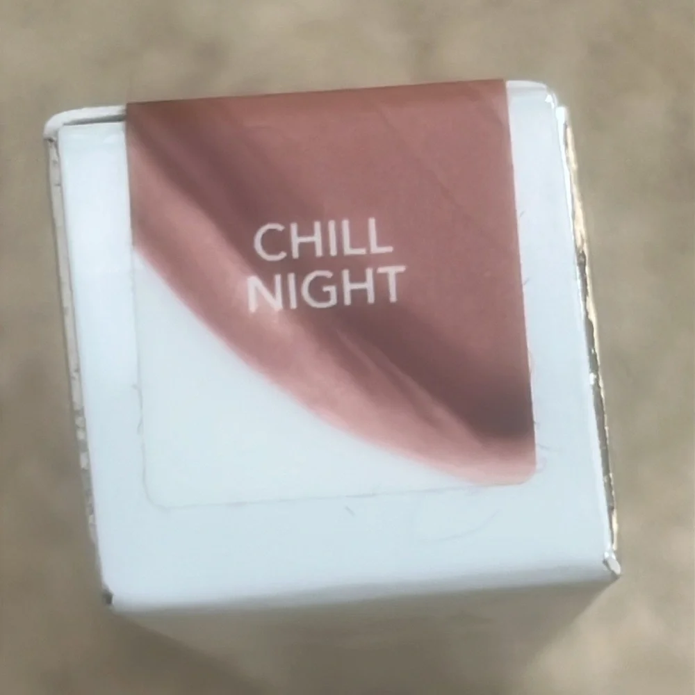 Buxom full lip